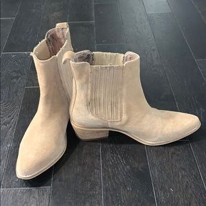 Urban Outfitters Chelsea Booties